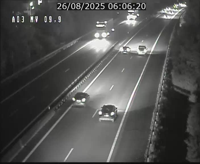<h2>Webcam Autoroute à la Croix de Bettembourg - A3 - BK 9.9 - direction Luxembourg-Ville</h2>