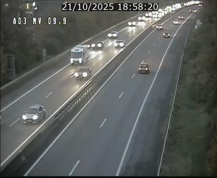 <h2>Webcam Autoroute à la Croix de Bettembourg - A3 - BK 9.9 - direction Luxembourg-Ville</h2>