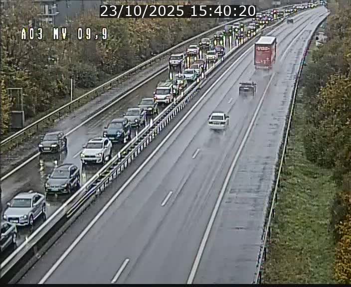<h2>Webcam Autoroute à la Croix de Bettembourg - A3 - BK 9.9 - direction Luxembourg-Ville</h2>