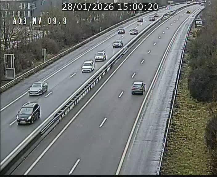 <h2>Webcam Autoroute à la Croix de Bettembourg - A3 - BK 9.9 - direction Luxembourg-Ville</h2>