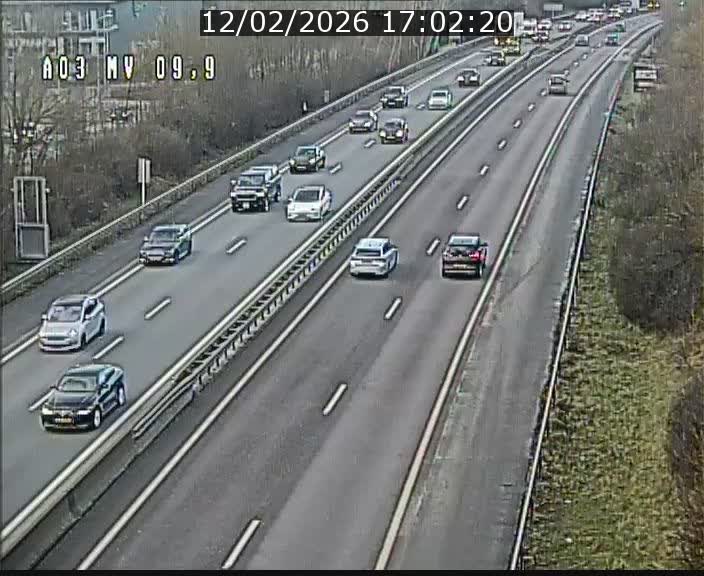 <h2>Webcam Autoroute à la Croix de Bettembourg - A3 - BK 9.9 - direction Luxembourg-Ville</h2>