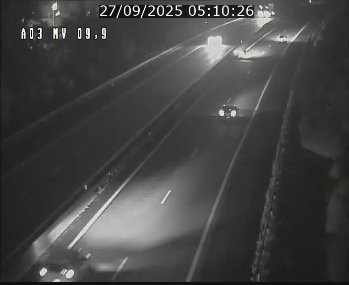 <h2>Webcam Autoroute à la Croix de Bettembourg - A3 - BK 9.9 - direction Luxembourg-Ville</h2>
