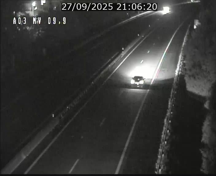 <h2>Webcam Autoroute à la Croix de Bettembourg - A3 - BK 9.9 - direction Luxembourg-Ville</h2>