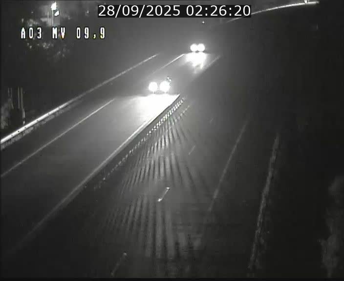 <h2>Webcam Autoroute à la Croix de Bettembourg - A3 - BK 9.9 - direction Luxembourg-Ville</h2>