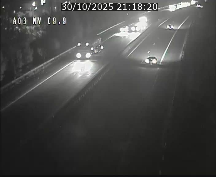 <h2>Webcam Autoroute à la Croix de Bettembourg - A3 - BK 9.9 - direction Luxembourg-Ville</h2>