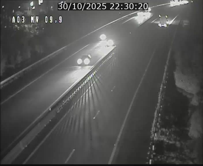 <h2>Webcam Autoroute à la Croix de Bettembourg - A3 - BK 9.9 - direction Luxembourg-Ville</h2>