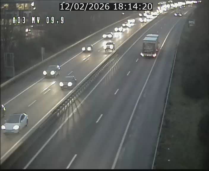 <h2>Webcam Autoroute à la Croix de Bettembourg - A3 - BK 9.9 - direction Luxembourg-Ville</h2>