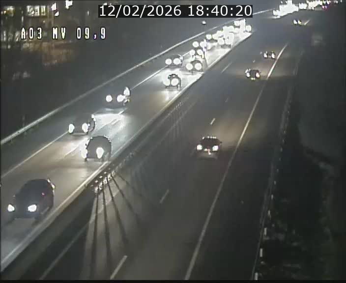 <h2>Webcam Autoroute à la Croix de Bettembourg - A3 - BK 9.9 - direction Luxembourg-Ville</h2>