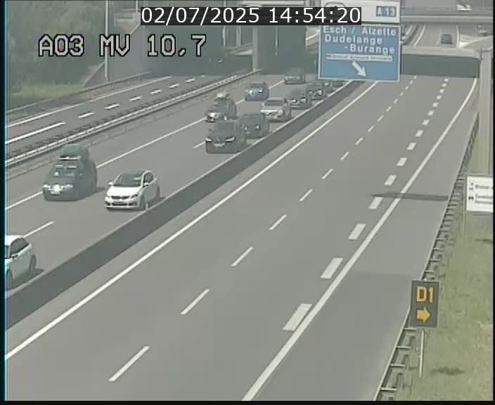 <h2>Traffic live webcam Luxembourg Croix de Bettembourg - A3 - BK 10.7 - direction France</h2>
