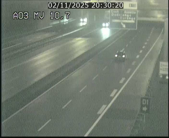 <h2>Traffic live webcam Luxembourg Croix de Bettembourg - A3 - BK 10.7 - direction France</h2>