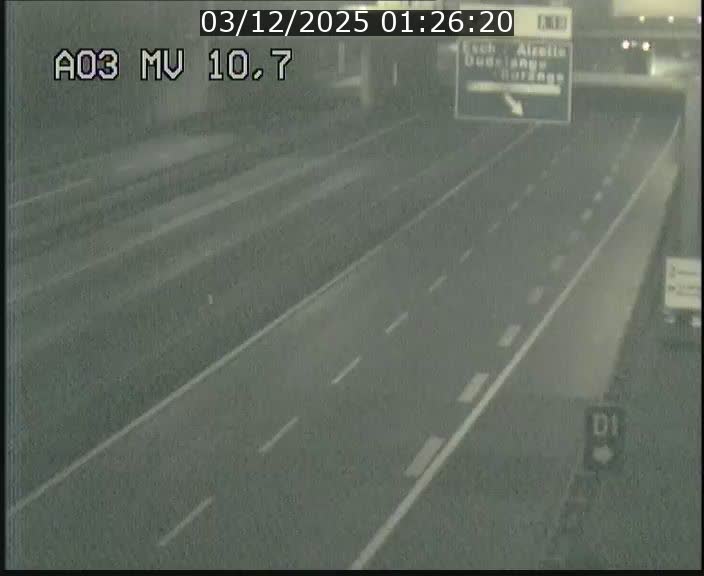 <h2>Traffic live webcam Luxembourg Croix de Bettembourg - A3 - BK 10.7 - direction France</h2>