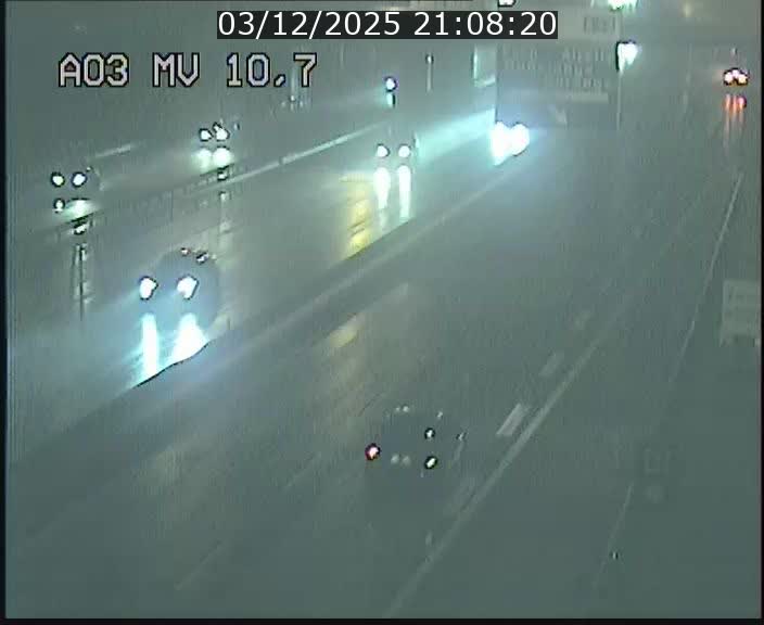 <h2>Traffic live webcam Luxembourg Croix de Bettembourg - A3 - BK 10.7 - direction France</h2>