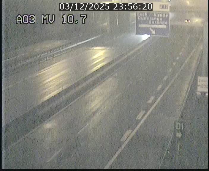 <h2>Traffic live webcam Luxembourg Croix de Bettembourg - A3 - BK 10.7 - direction France</h2>