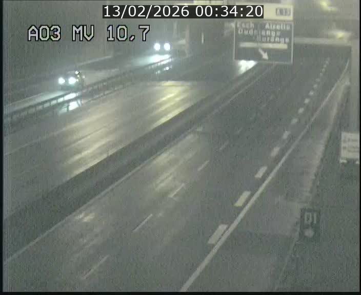 <h2>Traffic live webcam Luxembourg Croix de Bettembourg - A3 - BK 10.7 - direction France</h2>