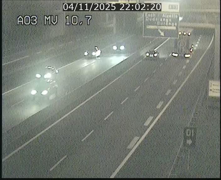 <h2>Traffic live webcam Luxembourg Croix de Bettembourg - A3 - BK 10.7 - direction France</h2>