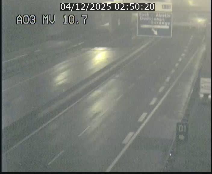 <h2>Traffic live webcam Luxembourg Croix de Bettembourg - A3 - BK 10.7 - direction France</h2>