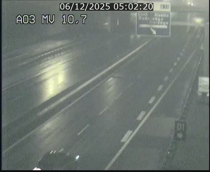 <h2>Traffic live webcam Luxembourg Croix de Bettembourg - A3 - BK 10.7 - direction France</h2>