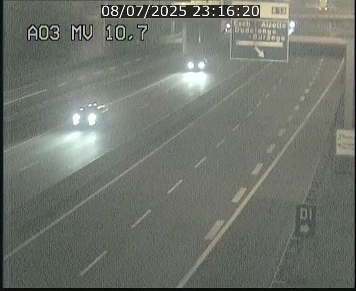 <h2>Traffic live webcam Luxembourg Croix de Bettembourg - A3 - BK 10.7 - direction France</h2>
