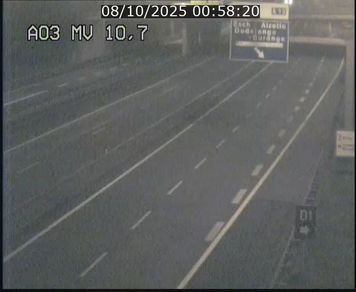 <h2>Traffic live webcam Luxembourg Croix de Bettembourg - A3 - BK 10.7 - direction France</h2>