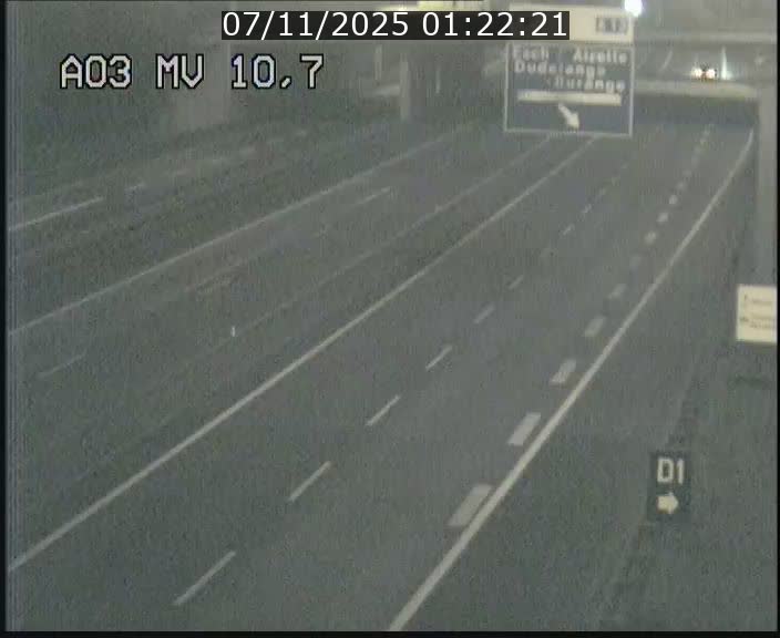 <h2>Traffic live webcam Luxembourg Croix de Bettembourg - A3 - BK 10.7 - direction France</h2>