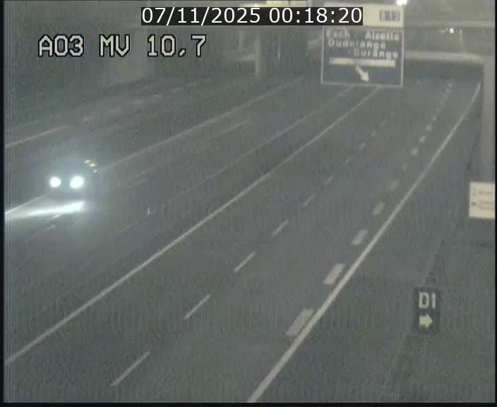 <h2>Traffic live webcam Luxembourg Croix de Bettembourg - A3 - BK 10.7 - direction France</h2>