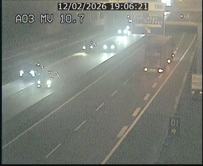 <h2>Traffic live webcam Luxembourg Croix de Bettembourg - A3 - BK 10.7 - direction France</h2>