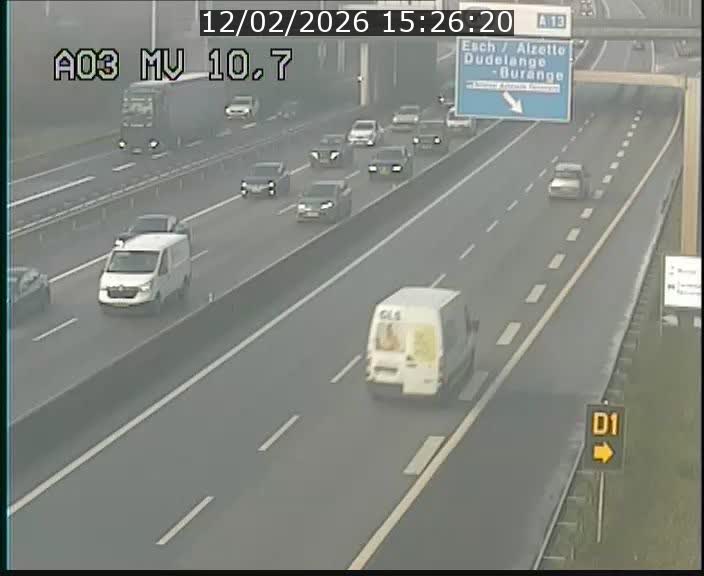 <h2>Traffic live webcam Luxembourg Croix de Bettembourg - A3 - BK 10.7 - direction France</h2>