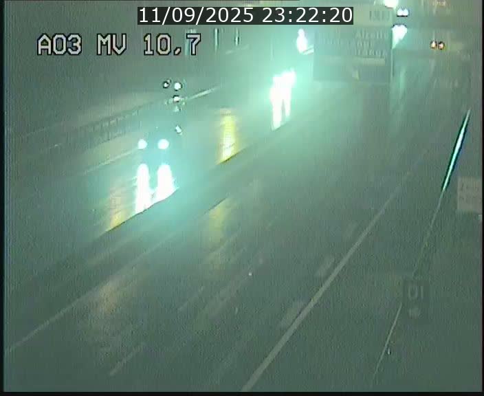 <h2>Traffic live webcam Luxembourg Croix de Bettembourg - A3 - BK 10.7 - direction France</h2>