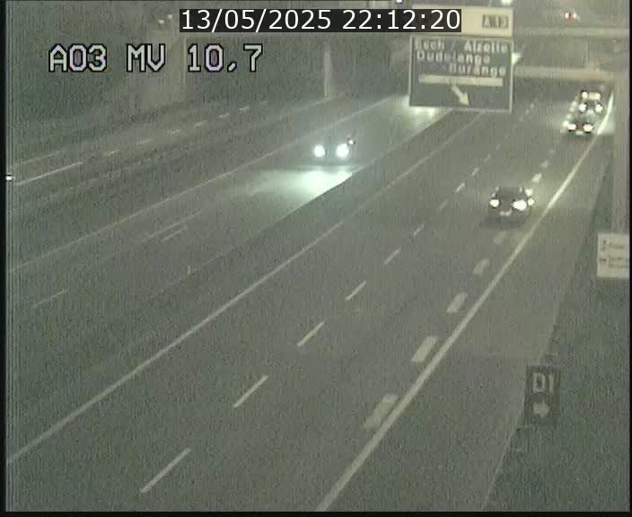 <h2>Traffic live webcam Luxembourg Croix de Bettembourg - A3 - BK 10.7 - direction France</h2>