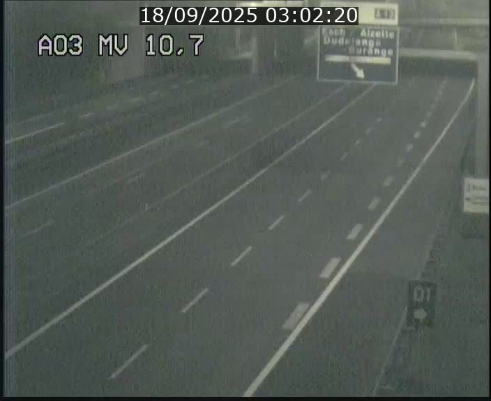 <h2>Traffic live webcam Luxembourg Croix de Bettembourg - A3 - BK 10.7 - direction France</h2>