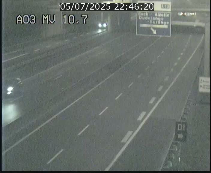 Traffic live webcam Luxembourg Croix de Bettembourg - A3 - BK 10.7 - direction France