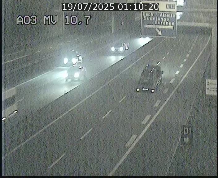 Traffic live webcam Luxembourg Croix de Bettembourg - A3 - BK 10.7 - direction France