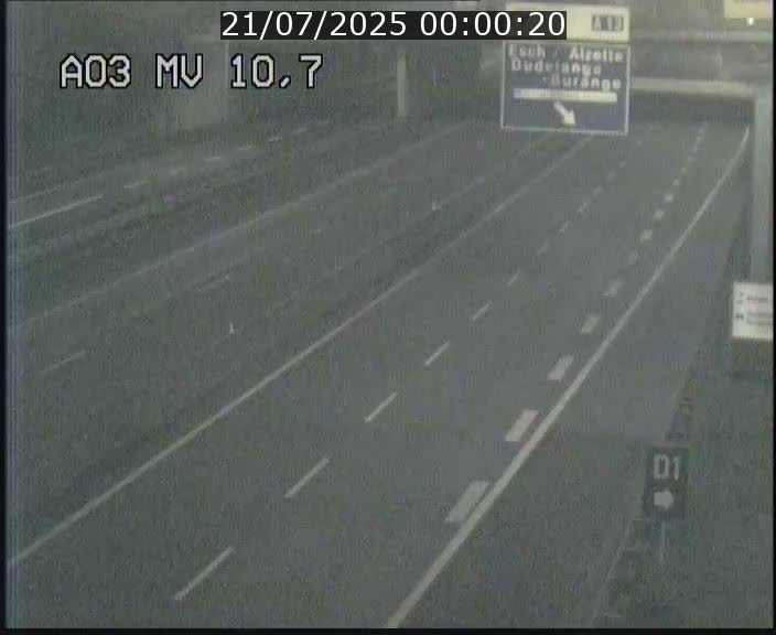 Traffic live webcam Luxembourg Croix de Bettembourg - A3 - BK 10.7 - direction France