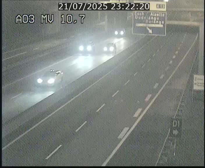 Traffic live webcam Luxembourg Croix de Bettembourg - A3 - BK 10.7 - direction France