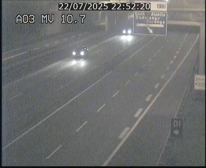 Traffic live webcam Luxembourg Croix de Bettembourg - A3 - BK 10.7 - direction France