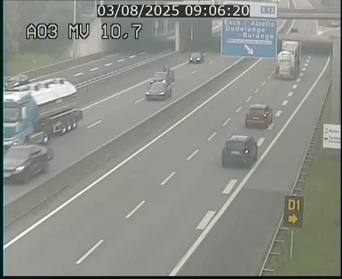 Traffic live webcam Luxembourg Croix de Bettembourg - A3 - BK 10.7 - direction France
