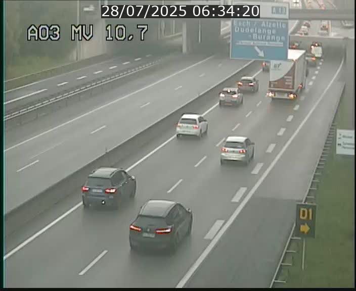 Traffic live webcam Luxembourg Croix de Bettembourg - A3 - BK 10.7 - direction France