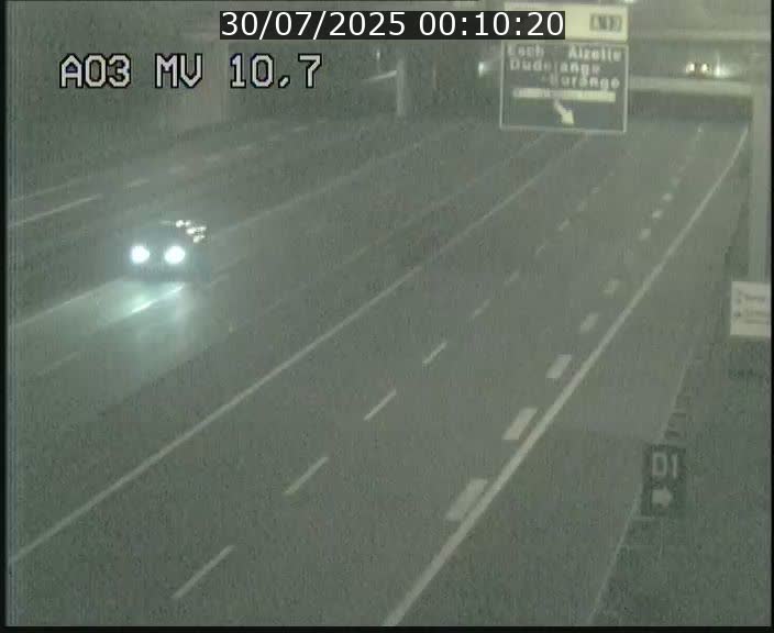 Traffic live webcam Luxembourg Croix de Bettembourg - A3 - BK 10.7 - direction France