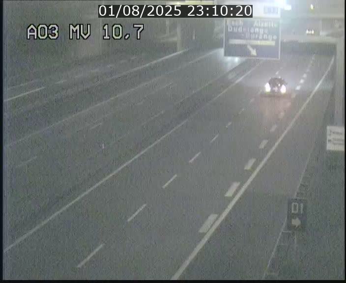 Traffic live webcam Luxembourg Croix de Bettembourg - A3 - BK 10.7 - direction France