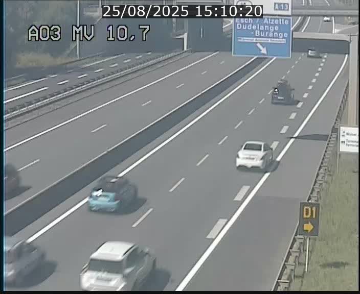 Traffic live webcam Luxembourg Croix de Bettembourg - A3 - BK 10.7 - direction France