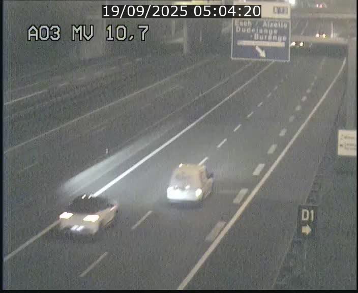 <h2>Traffic live webcam Luxembourg Croix de Bettembourg - A3 - BK 10.7 - direction France</h2>