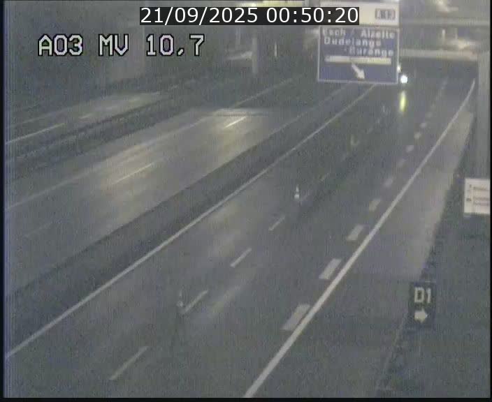 Traffic live webcam Luxembourg Croix de Bettembourg - A3 - BK 10.7 - direction France