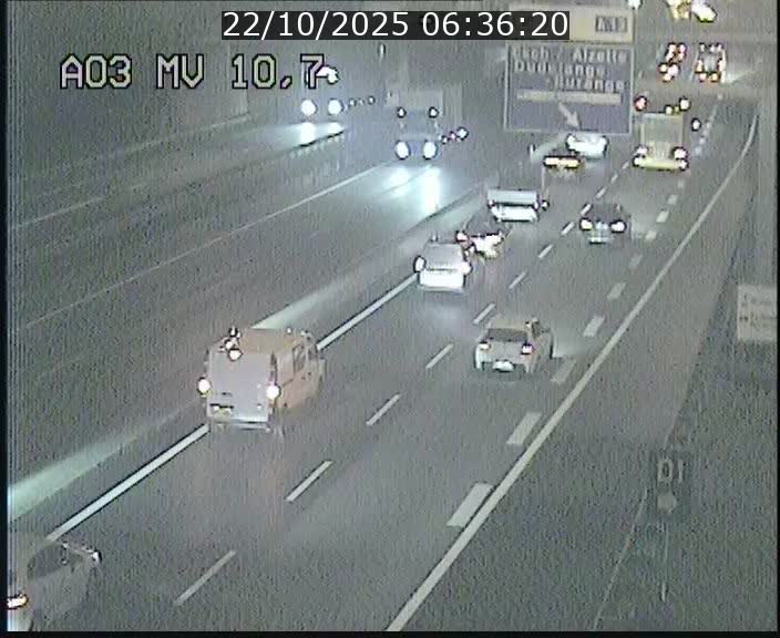 <h2>Traffic live webcam Luxembourg Croix de Bettembourg - A3 - BK 10.7 - direction France</h2>