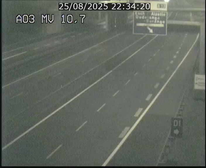 <h2>Traffic live webcam Luxembourg Croix de Bettembourg - A3 - BK 10.7 - direction France</h2>