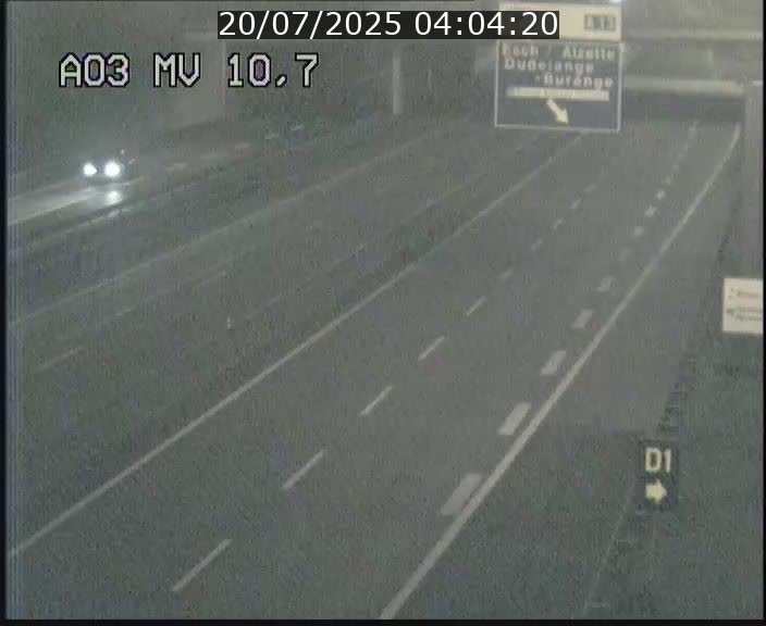 <h2>Traffic live webcam Luxembourg Croix de Bettembourg - A3 - BK 10.7 - direction France</h2>