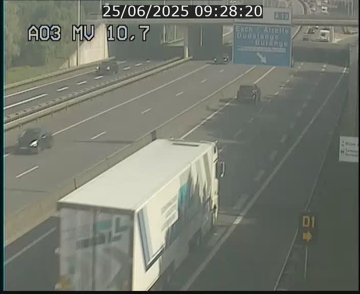 <h2>Traffic live webcam Luxembourg Croix de Bettembourg - A3 - BK 10.7 - direction France</h2>