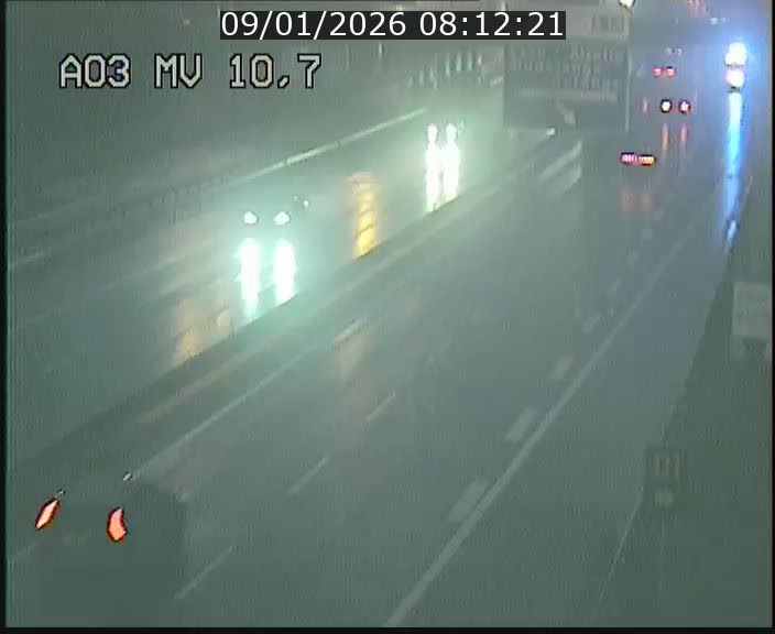 <h2>Traffic live webcam Luxembourg Croix de Bettembourg - A3 - BK 10.7 - direction France</h2>