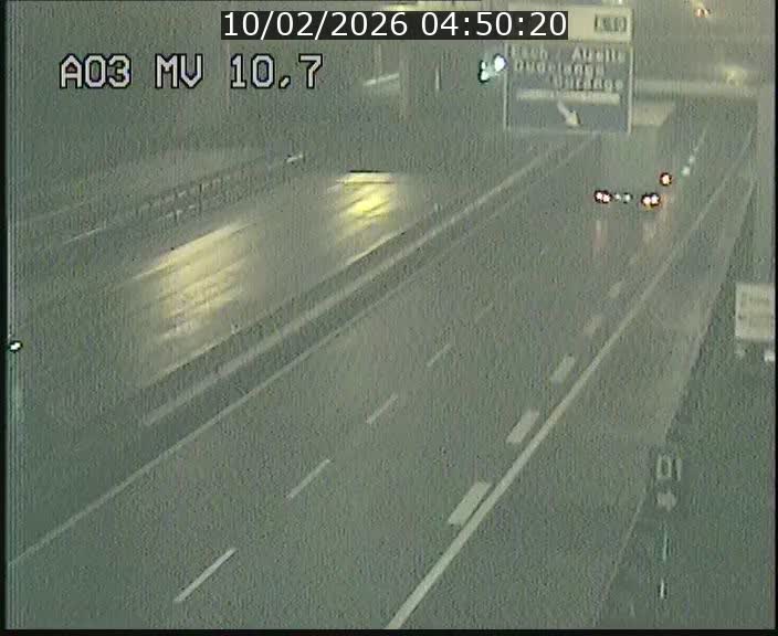 <h2>Traffic live webcam Luxembourg Croix de Bettembourg - A3 - BK 10.7 - direction France</h2>