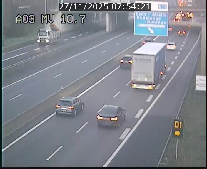 <h2>Traffic live webcam Luxembourg Croix de Bettembourg - A3 - BK 10.7 - direction France</h2>