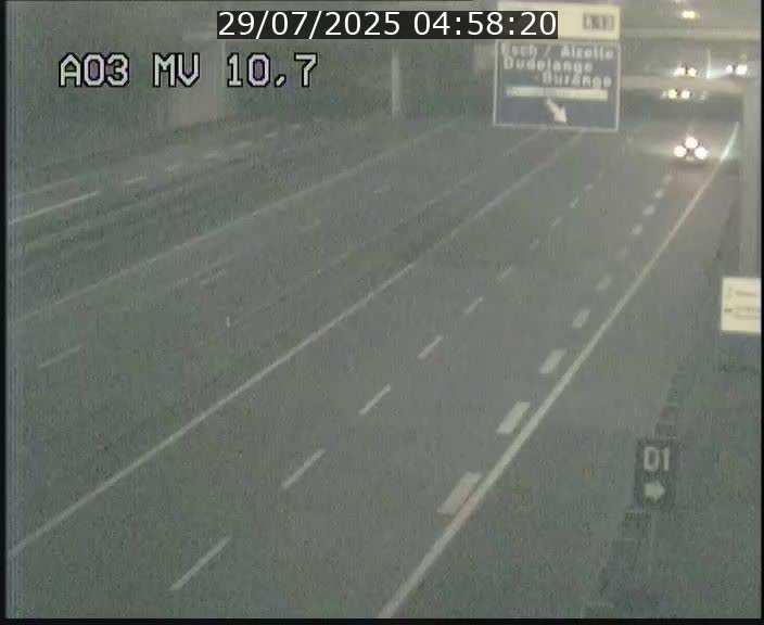<h2>Traffic live webcam Luxembourg Croix de Bettembourg - A3 - BK 10.7 - direction France</h2>